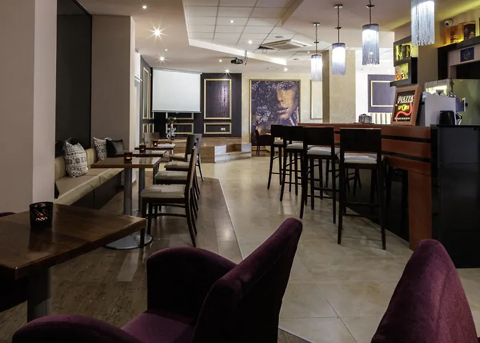 Lägenhetshotell Saint George Palace 4*