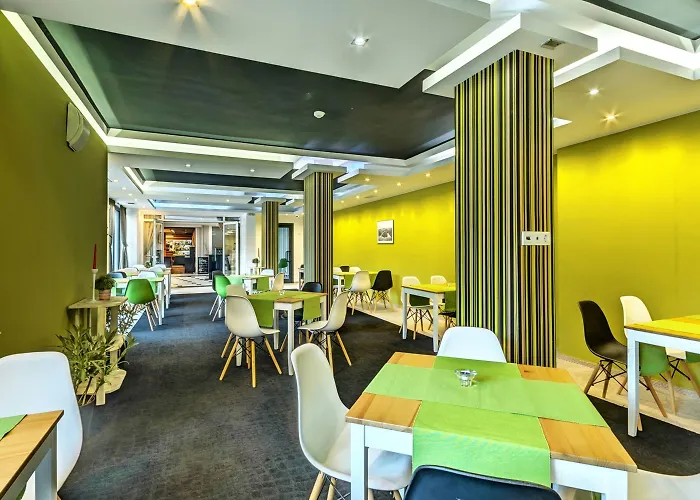 Lägenhetshotell Saint George Palace 4*