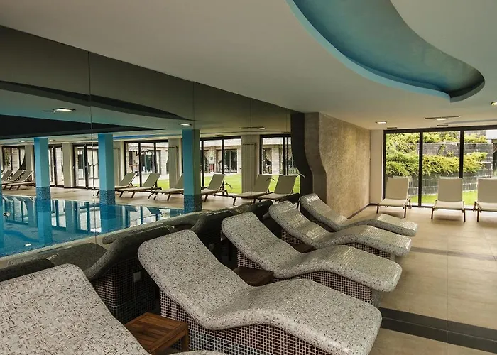 Saint George Palace 公寓式酒店 班斯科