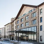 Saint George Palace מלון דירות בנסקו