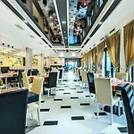 Saint George Palace 4* בנסקו