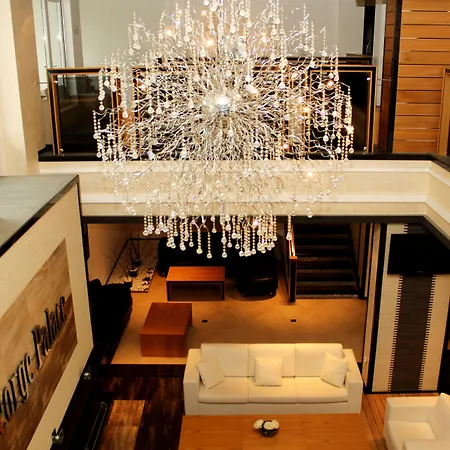 아파트호텔 Saint George Palace 반스코