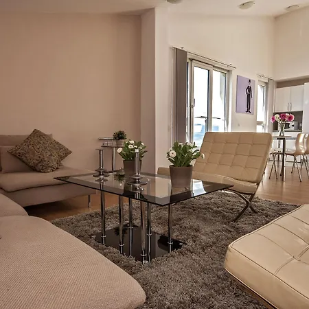 아파트호텔 Saint George Palace 반스코