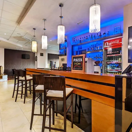 Hotel apartamentowy Saint George Palace 4*