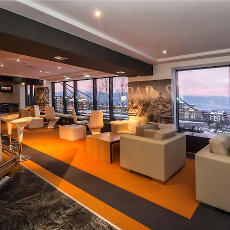 Saint George Palace 반스코